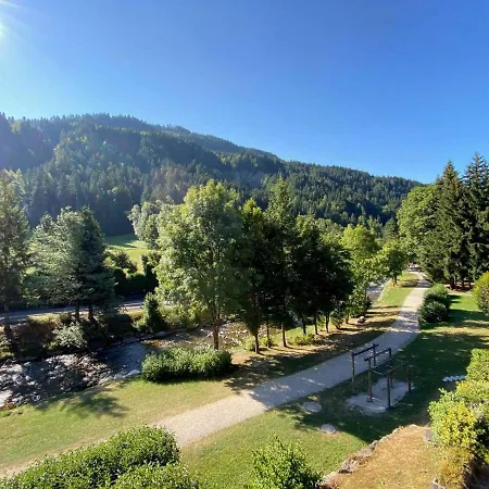 Chaleureux Au Grand Bornand - 6 Personnes, Balcon, Parking, Proche Centre - Fr-1-241-131 Le Grand-Bornand