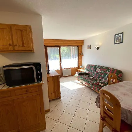 Chaleureux Au Grand Bornand - 6 Personnes, Balcon, Parking, Proche Centre - Fr-1-241-131 Apartment *